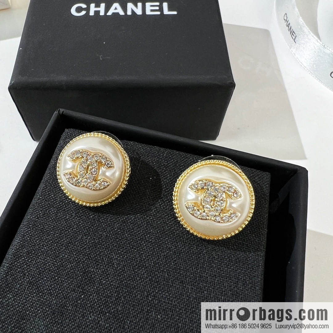 New ☑️ Chanel double c round stud earrings