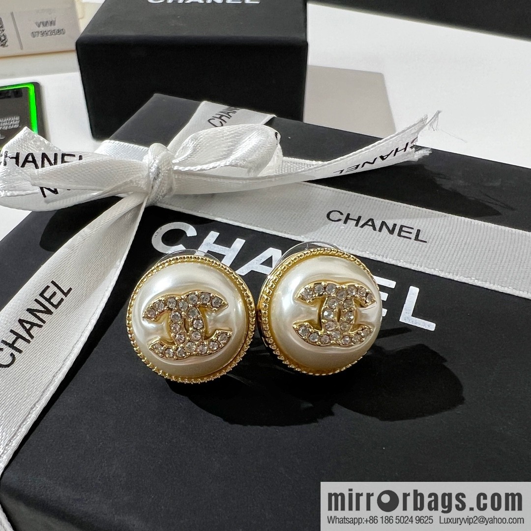 New ☑️ Chanel double c round stud earrings