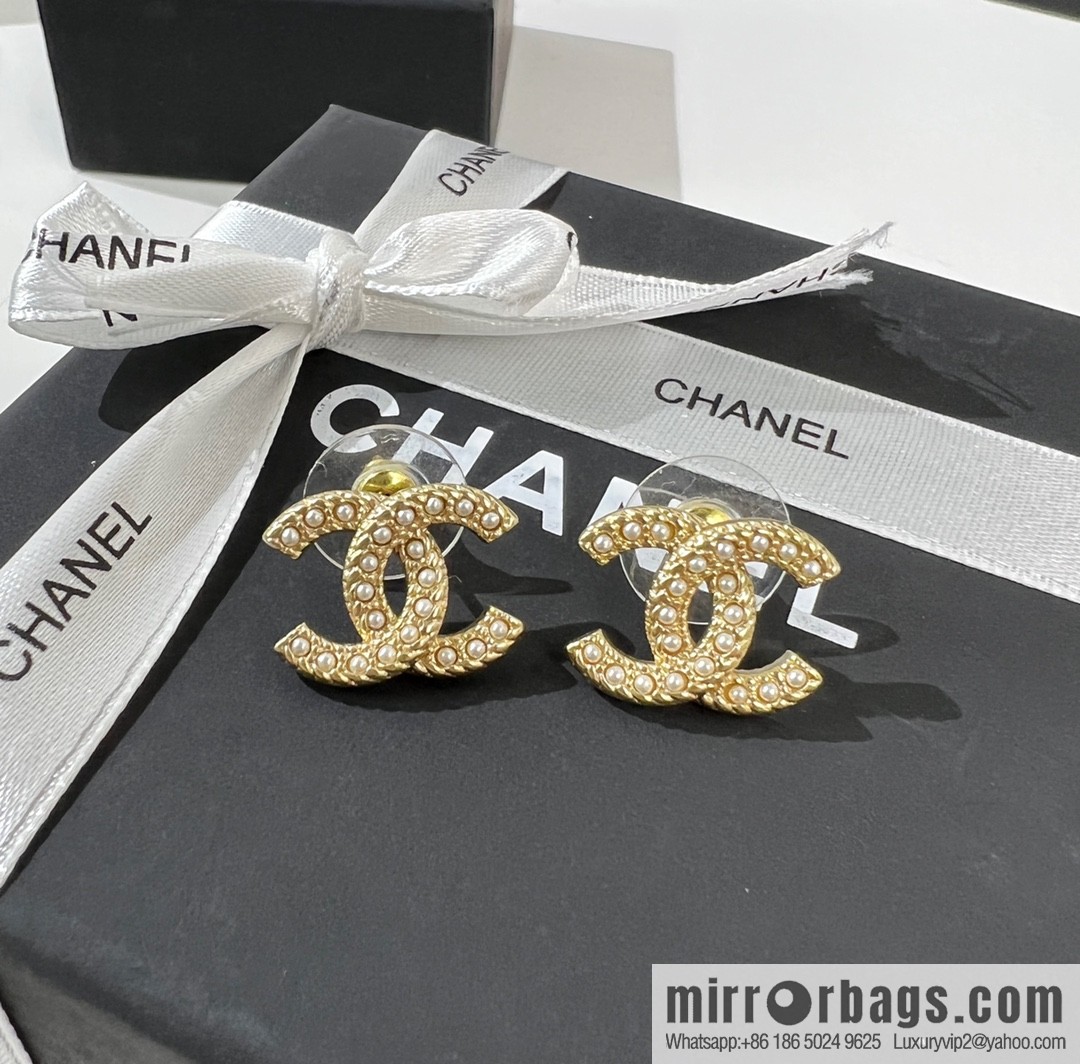 New ☑️ Chanel double c pearl stud earrings