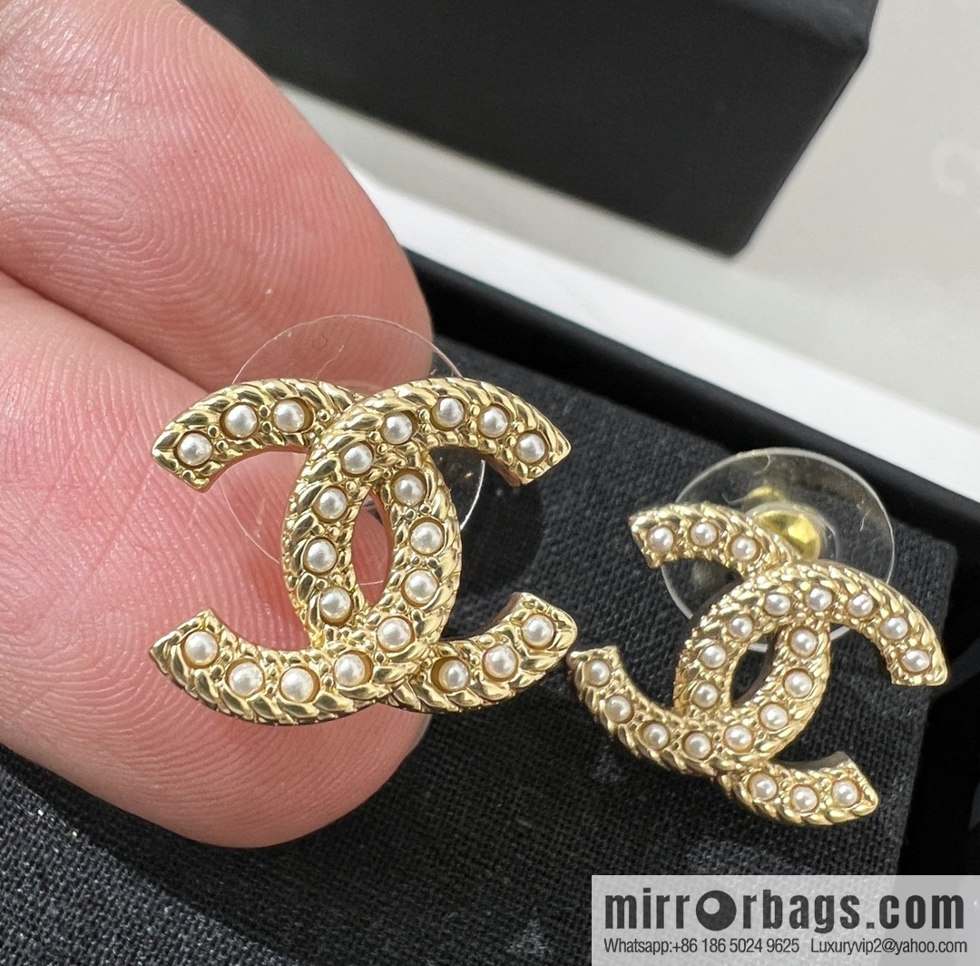 New ☑️ Chanel double c pearl stud earrings