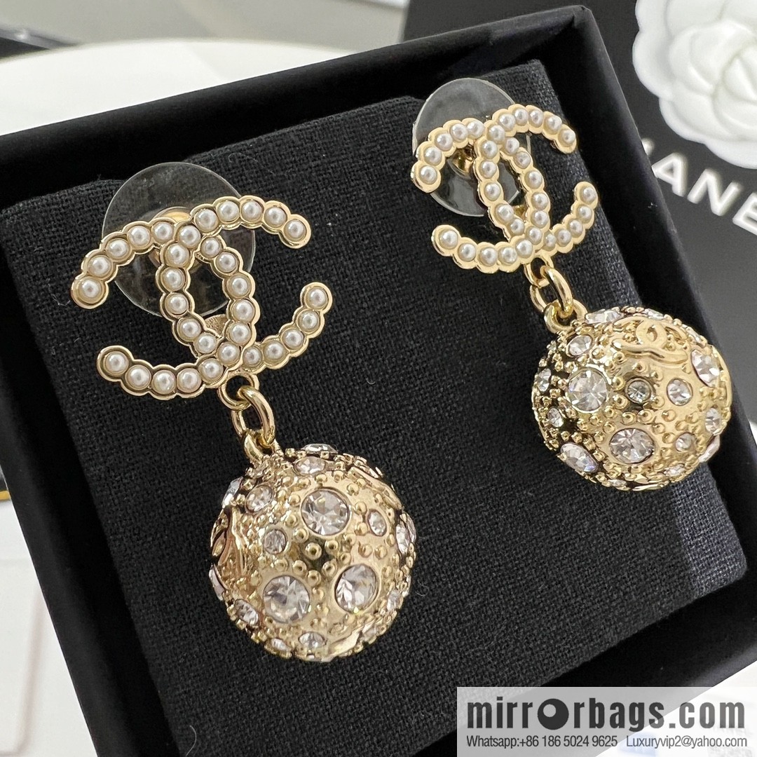 New ☑️ Chanel double c full diamond stud earrings