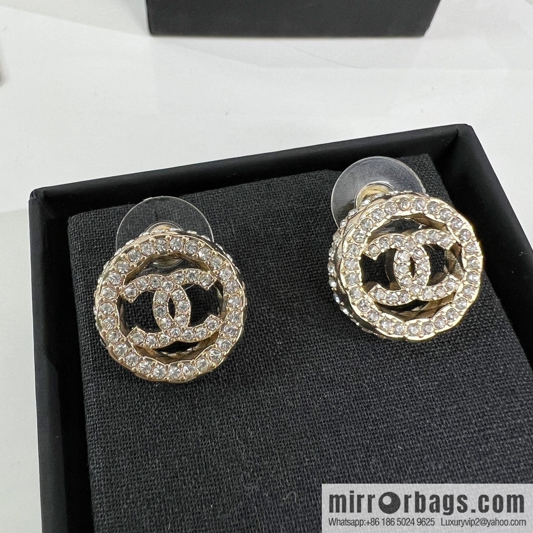 New ☑️ Chanel double c round full diamond stud earrings