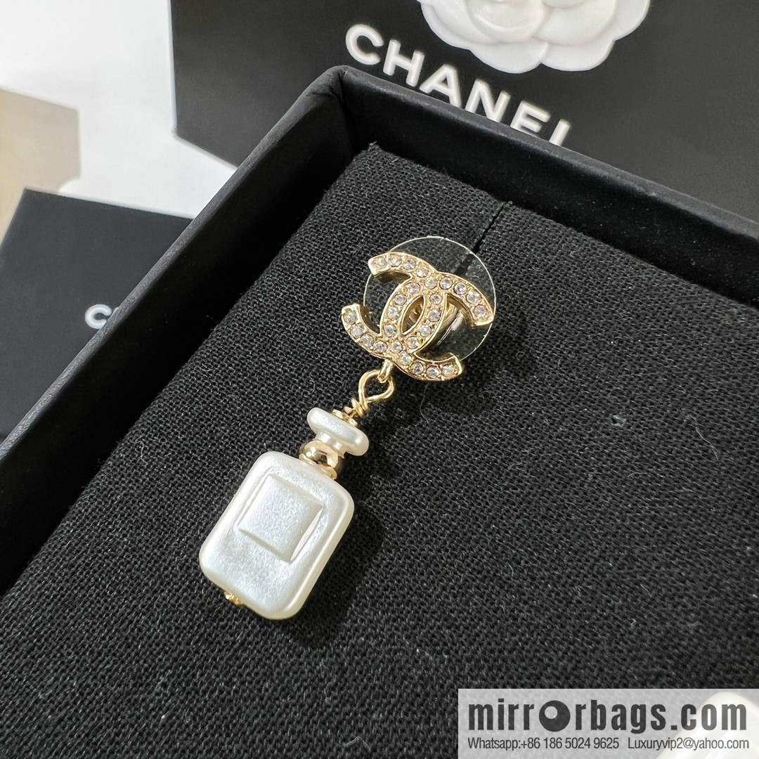 New ☑️ Chanel double c perfume bottle stud earrings