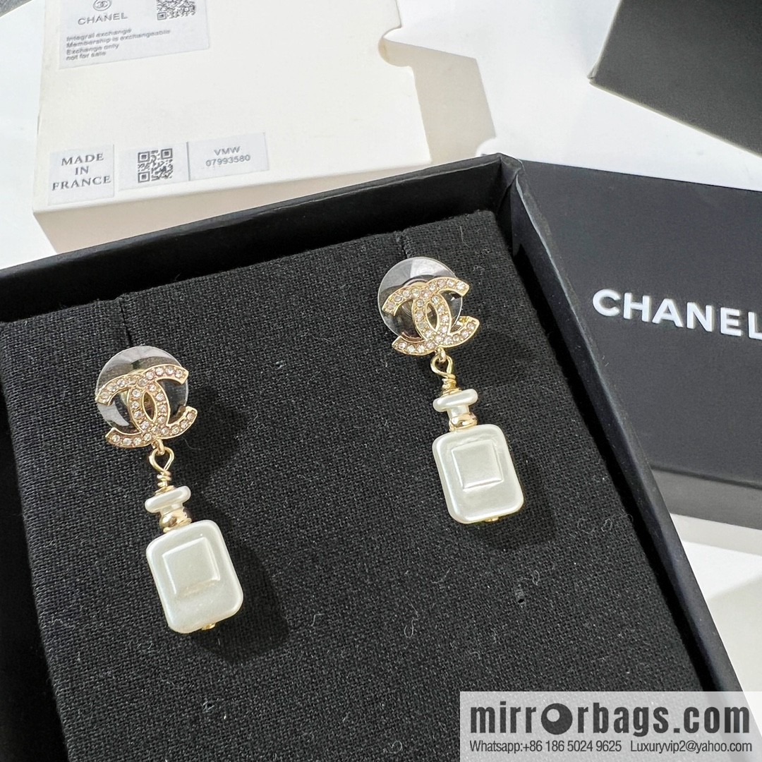 New ☑️ Chanel double c perfume bottle stud earrings