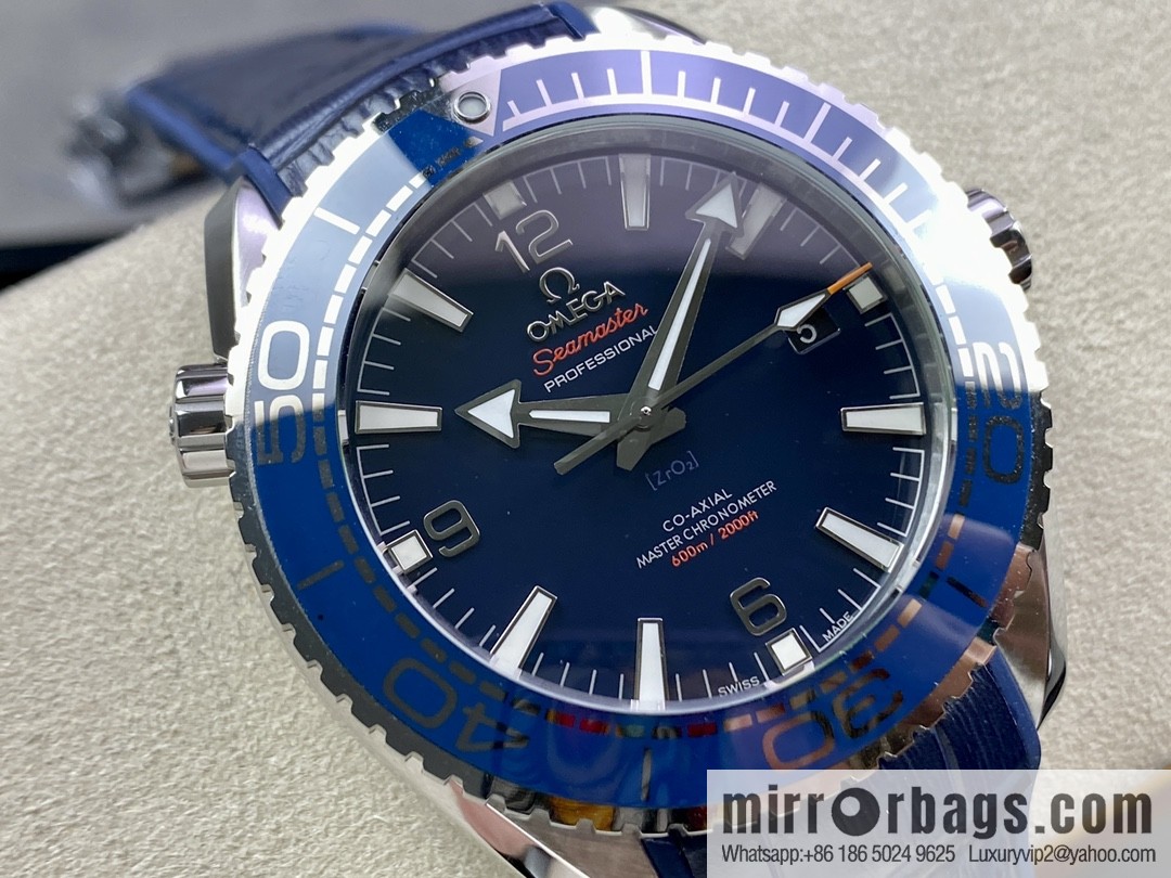 Omega, Ocean Cosmos Timepiece Hippocampus 600-meter series automatic mechanical men's watch is equipped with a stable 8900 movement