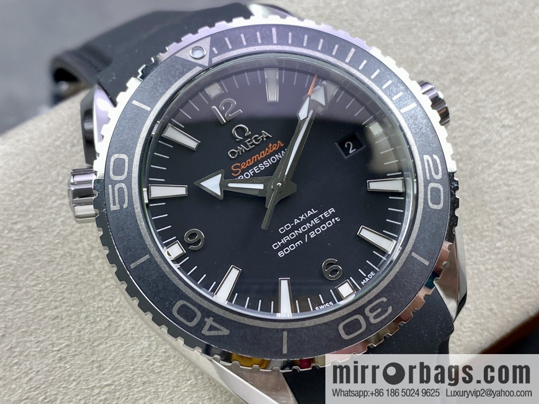 Omega, Ocean Universe 600 meters, Seamaster 600 meters series is equipped with a stable 8500 movement automatic mechanical men's watch