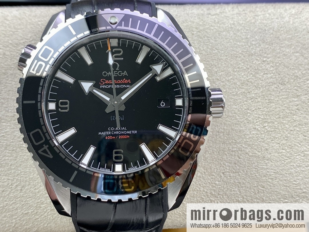 Omega, Ocean Cosmos Timepiece Hippocampus 600-meter series automatic mechanical men's watch is equipped with a stable 8900 movement