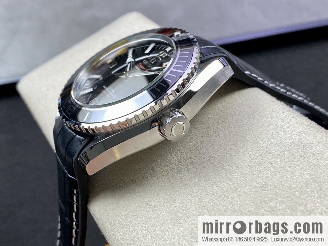 Omega, Ocean Cosmos Timepiece Hippocampus 600-meter series automatic mechanical men's watch is equipped with a stable 8900 movement