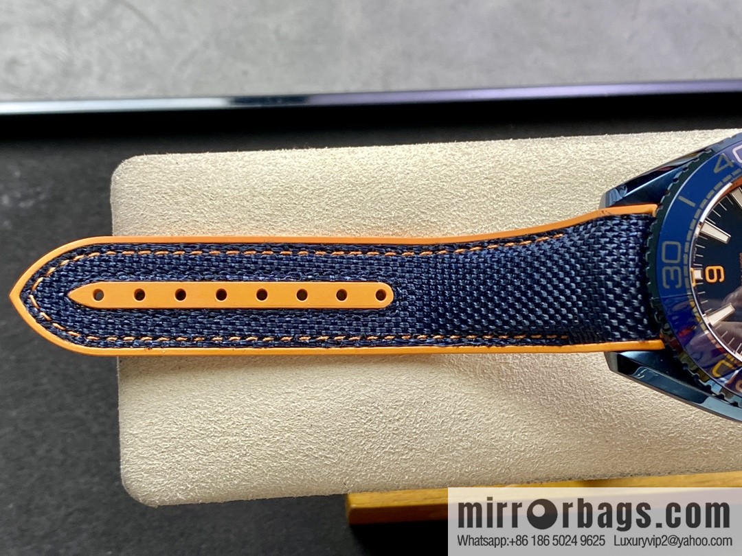 Omega, Deep Sea Blue, Ocean Universe 600 meters GMT Seamaster 600 series automatic mechanical men's watch