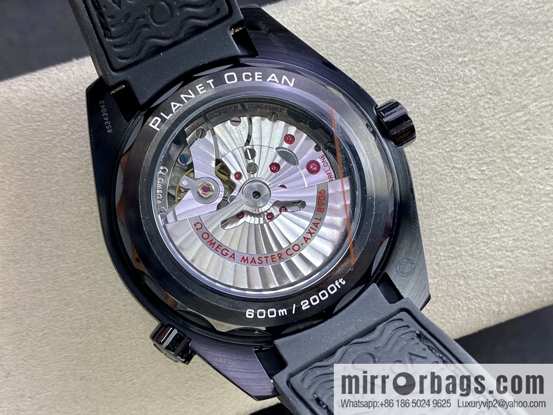 Omega, Deep Sea Blue, Ocean Universe 600 meters GMT Seamaster 600 series automatic mechanical men's watch