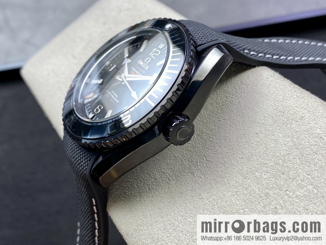 Omega, Deep Sea Blue, Ocean Universe 600 meters GMT Seamaster 600 series automatic mechanical men's watch