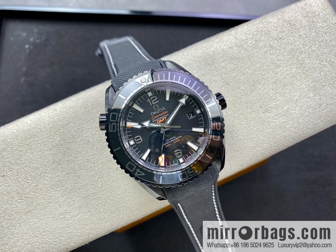 Omega, Deep Sea Blue, Ocean Universe 600 meters GMT Seamaster 600 series automatic mechanical men's watch