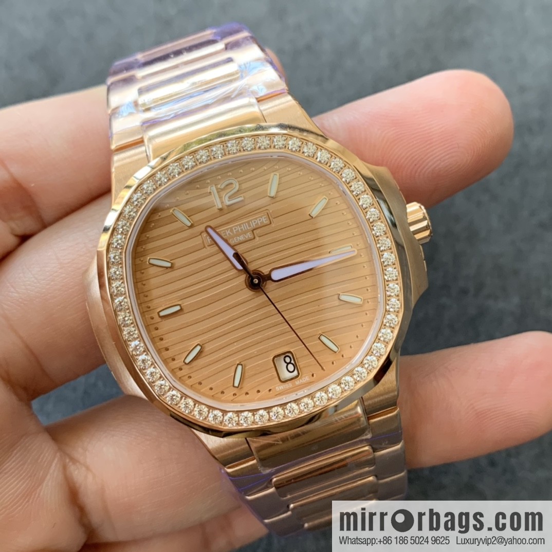 Patek Philippe Sports Elegance Series Nautilus Women's 7118 Model 1. New Customized Edition Cal.324SC Integrated Self-winding Movement