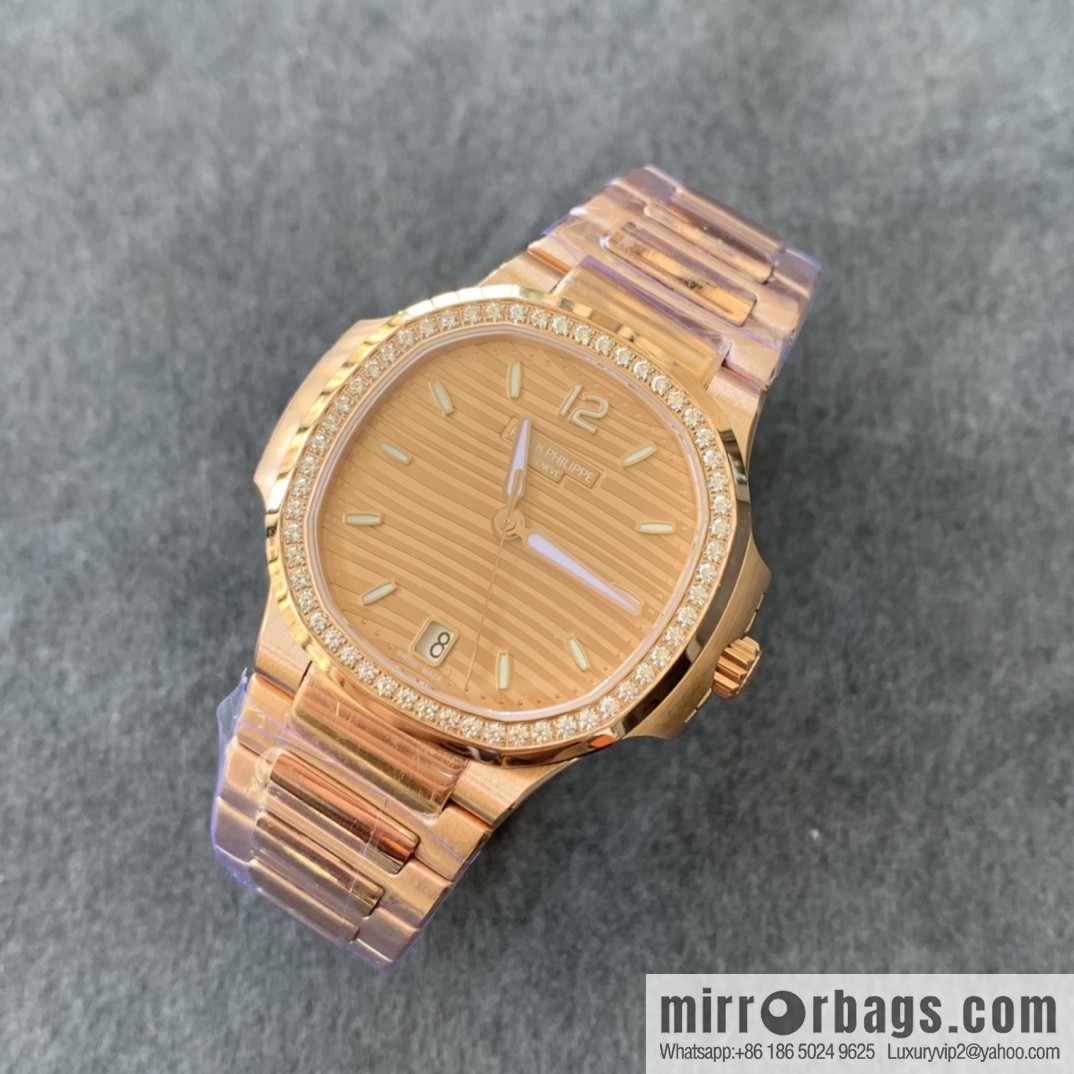 Patek Philippe Sports Elegance Series Nautilus Women's 7118 Model 1. New Customized Edition Cal.324SC Integrated Self-winding Movement