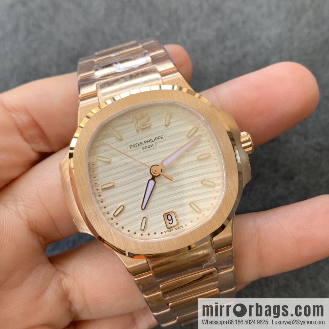 Patek Philippe Sports Elegance Series Nautilus Women's 7118 Model 1. New Customized Edition Cal.324SC Integrated Self-winding Movement