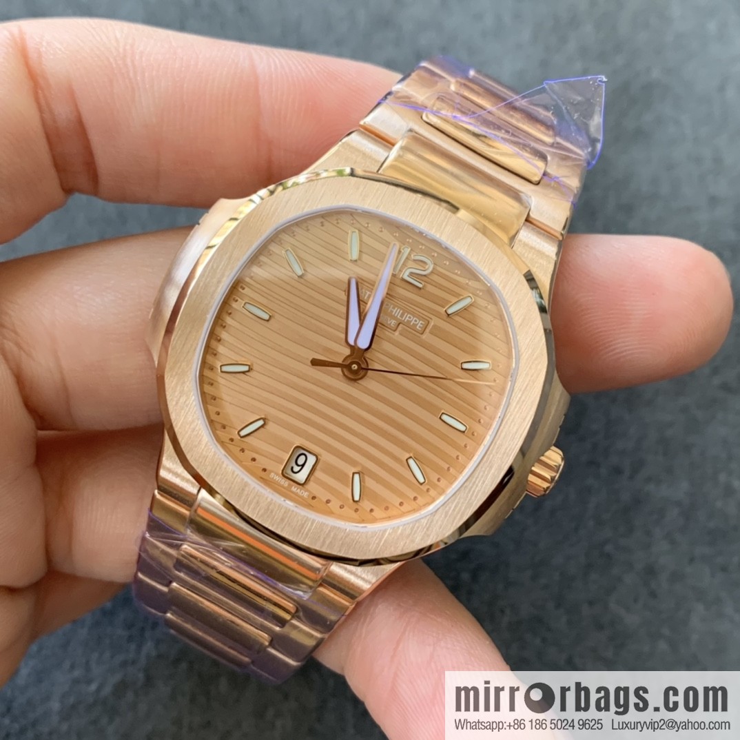 Patek Philippe Sports Elegance Series Nautilus Women's 7118 Model 1. New Customized Edition Cal.324SC Integrated Self-winding Movement