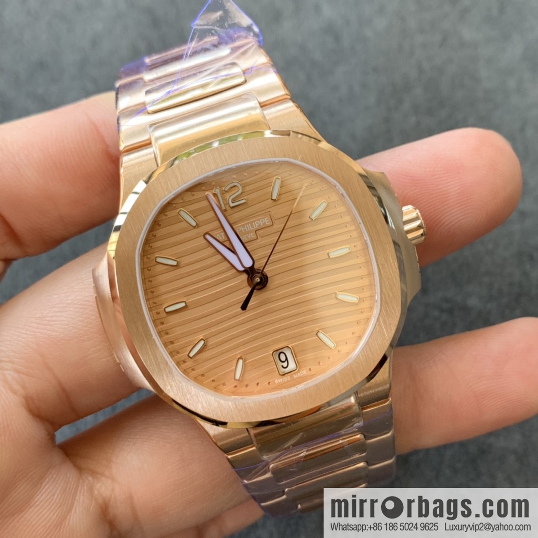 Patek Philippe Sports Elegance Series Nautilus Women's 7118 Model 1. New Customized Edition Cal.324SC Integrated Self-winding Movement