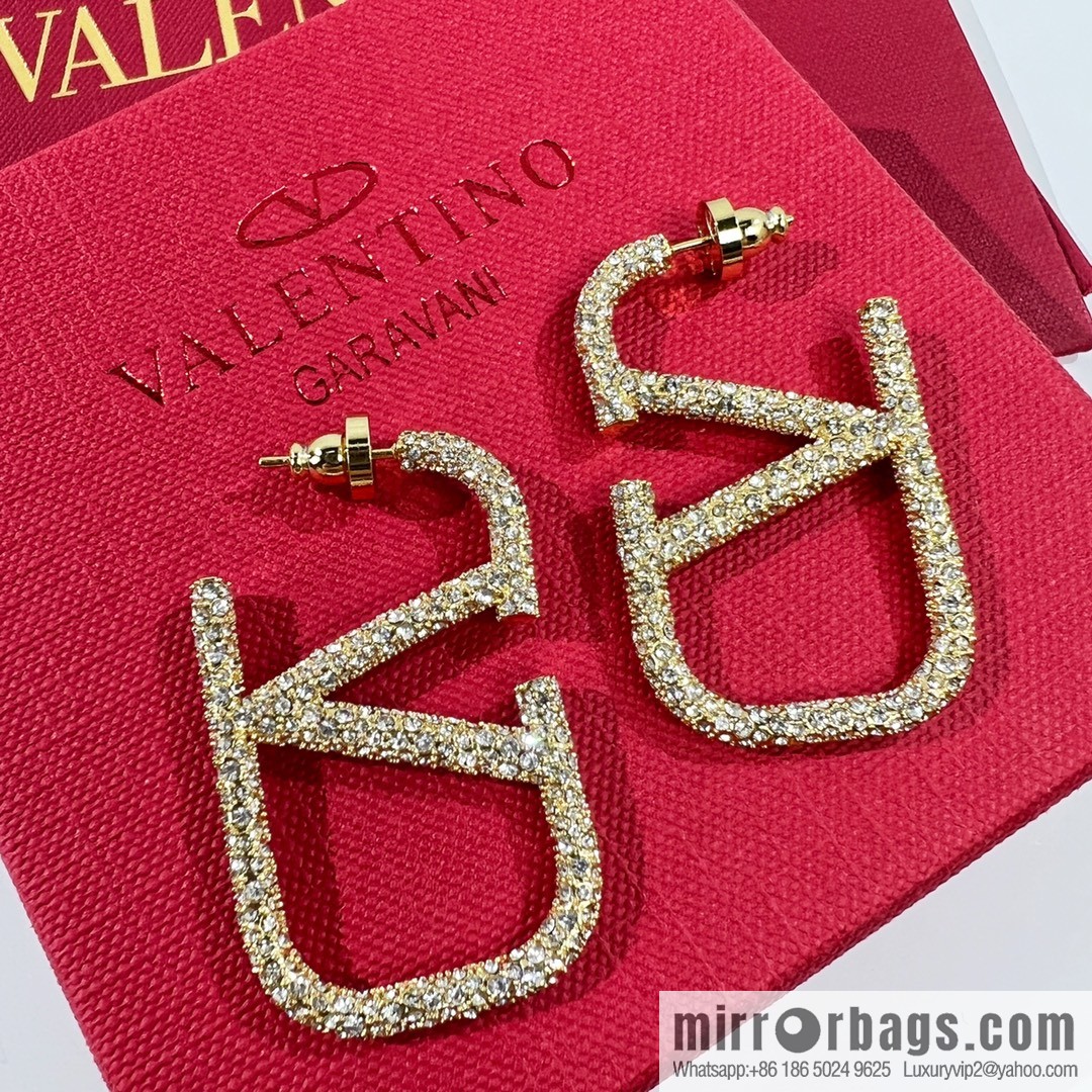 New ☑️ Valentino full diamond earrings