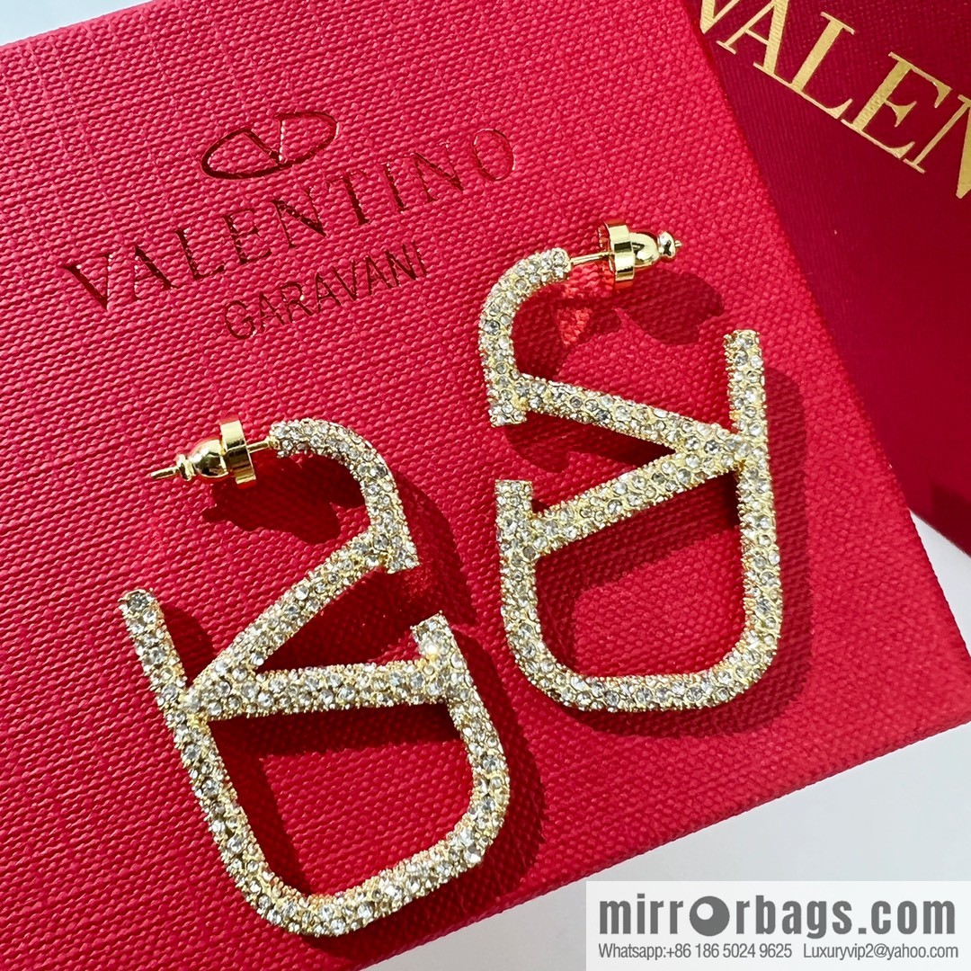 New ☑️ Valentino full diamond earrings