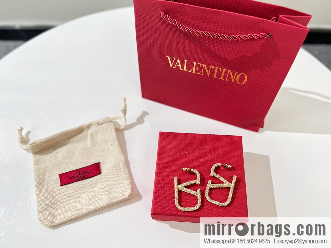 New ☑️ Valentino full diamond earrings