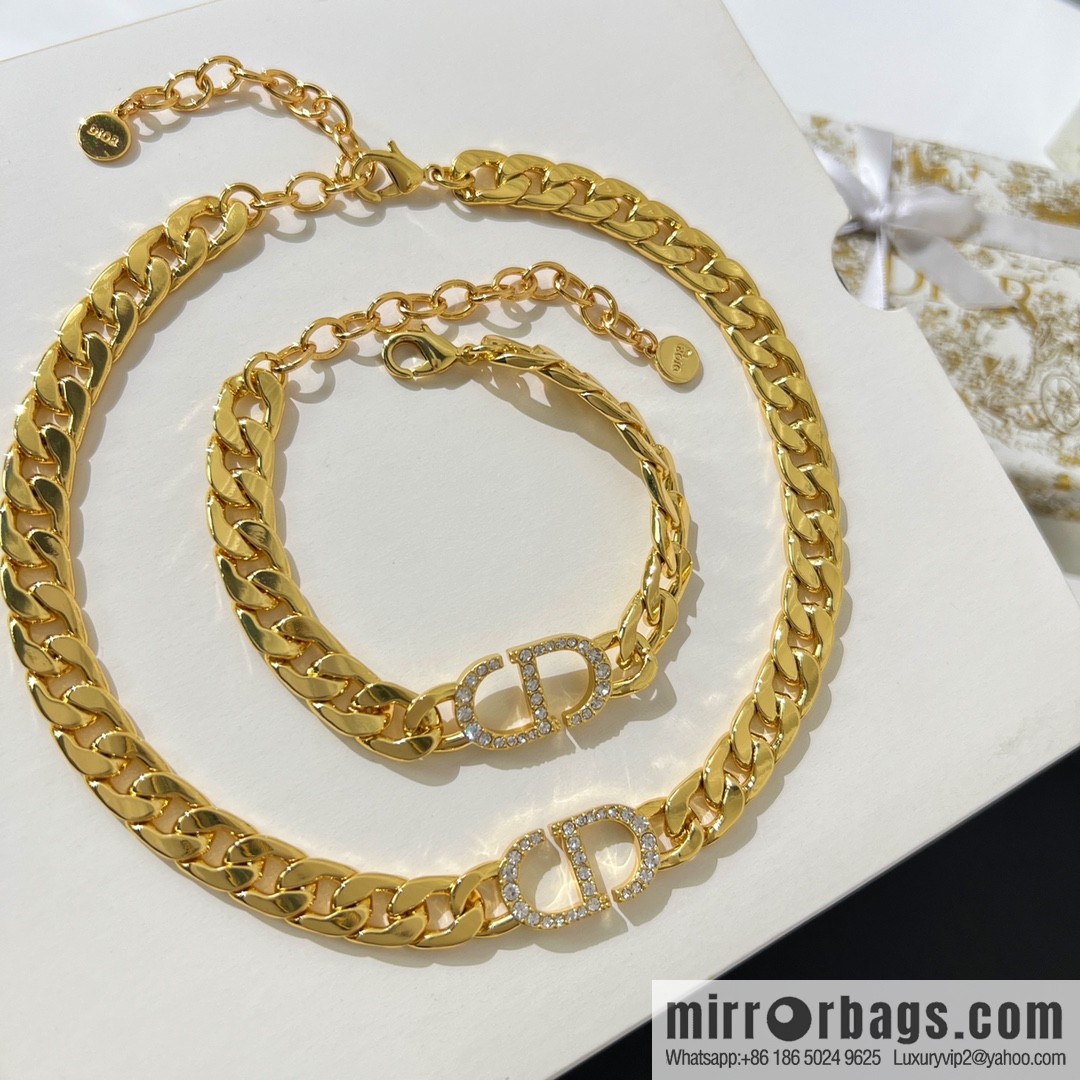 New ☑️ Dior CD gold necklace bracelet