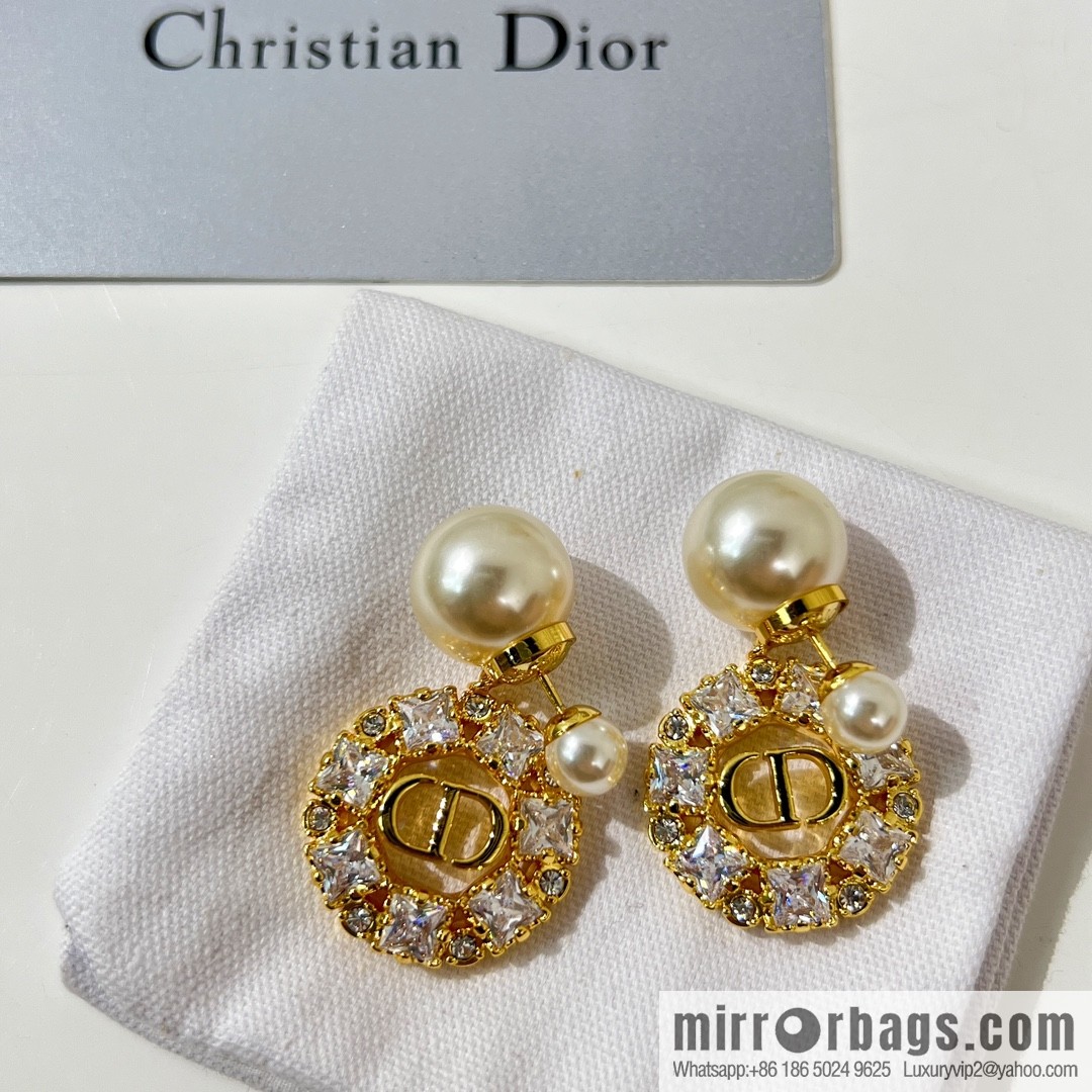 New ☑️ Dior CD full diamond size pearl stud earrings