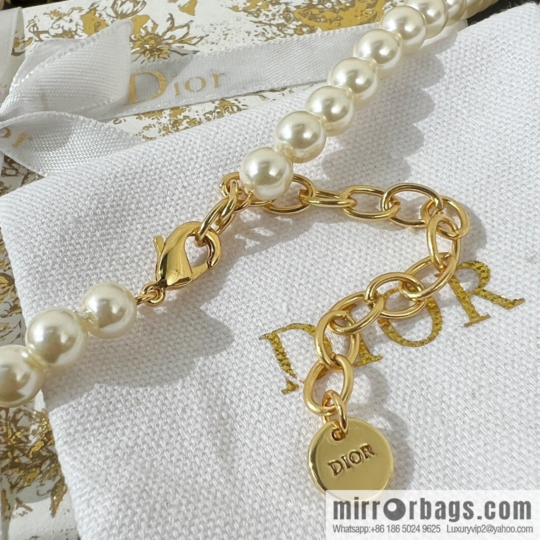New ☑️ Dior CD pearl necklace