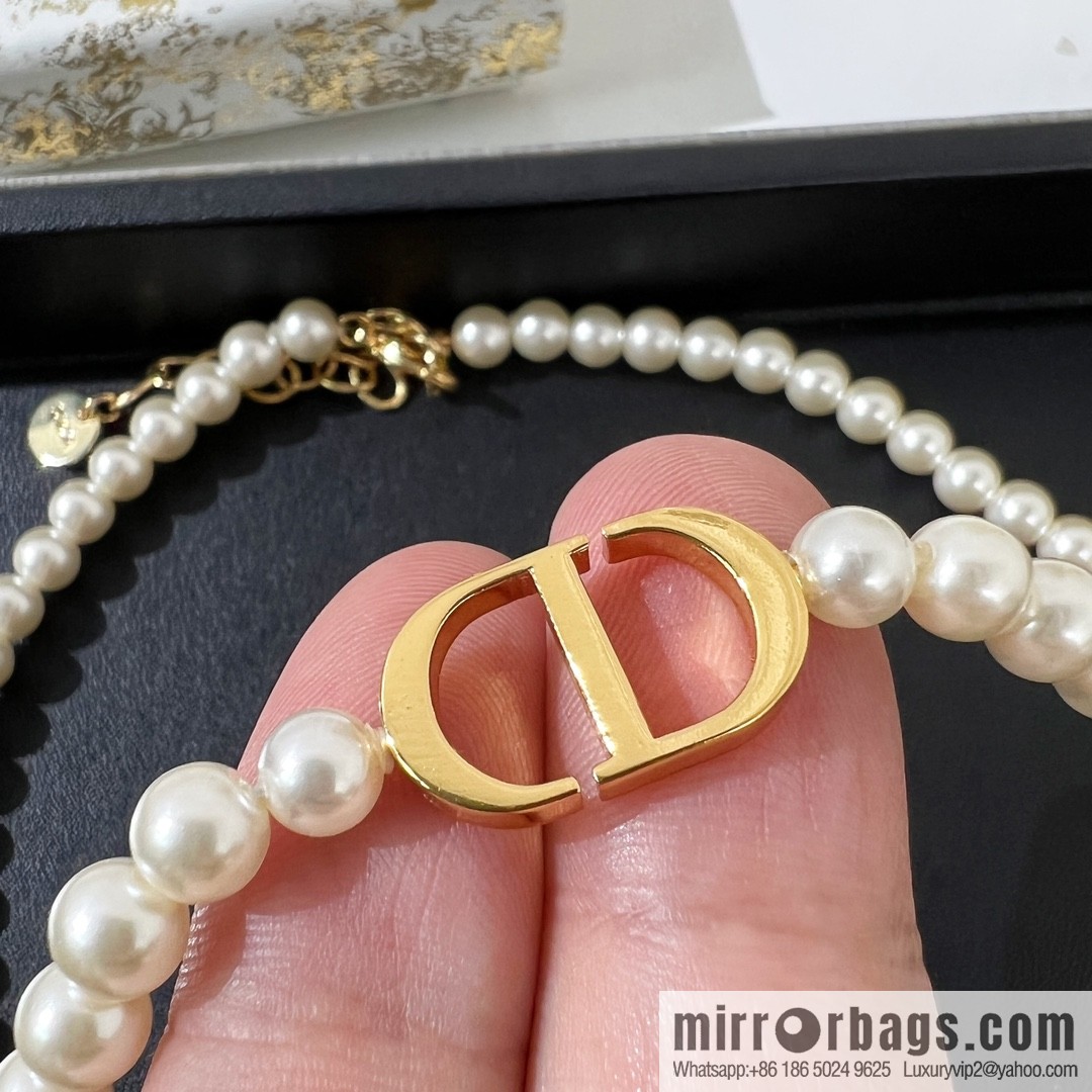 New ☑️ Dior CD pearl necklace