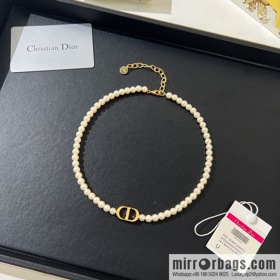 New ☑️ Dior CD pearl necklace