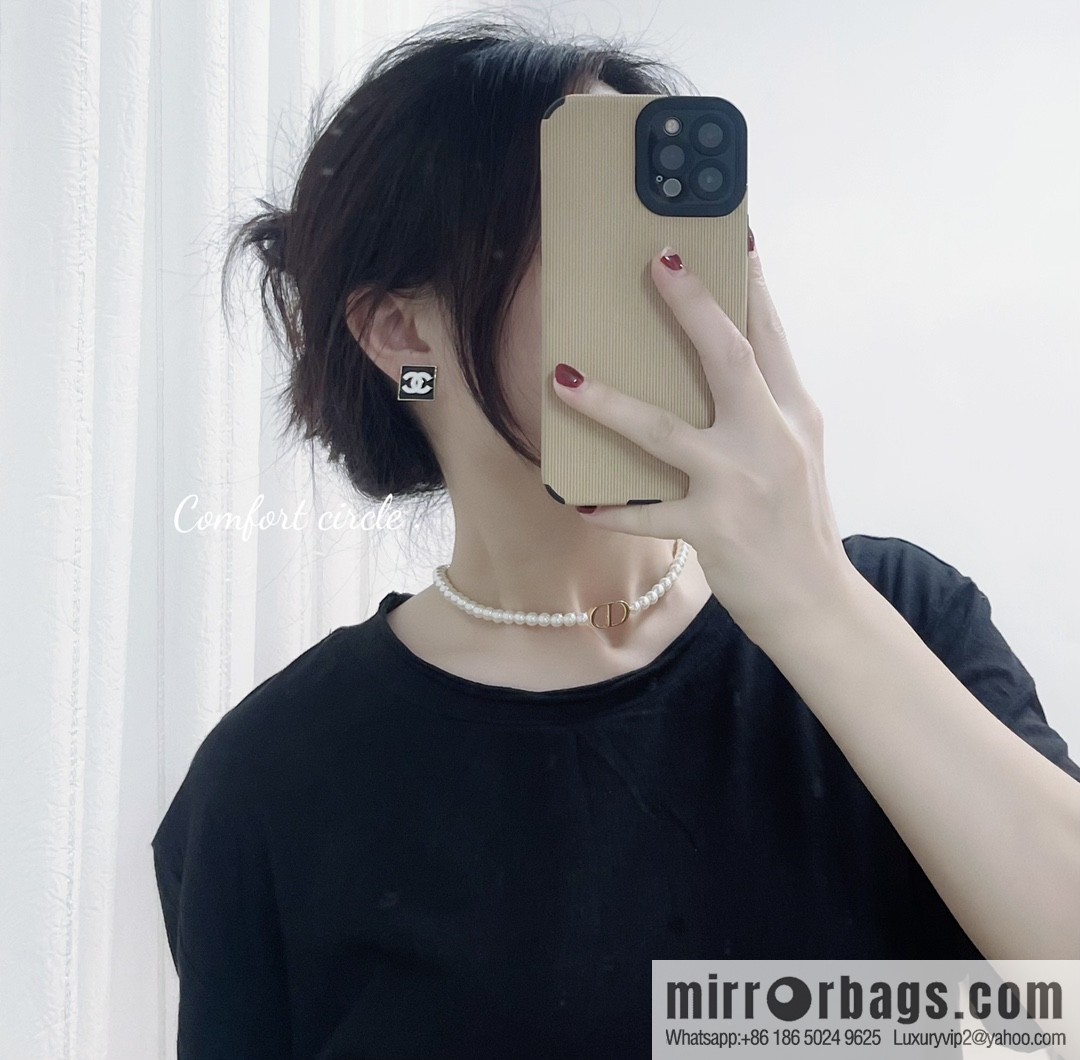 New ☑️ Dior CD pearl necklace