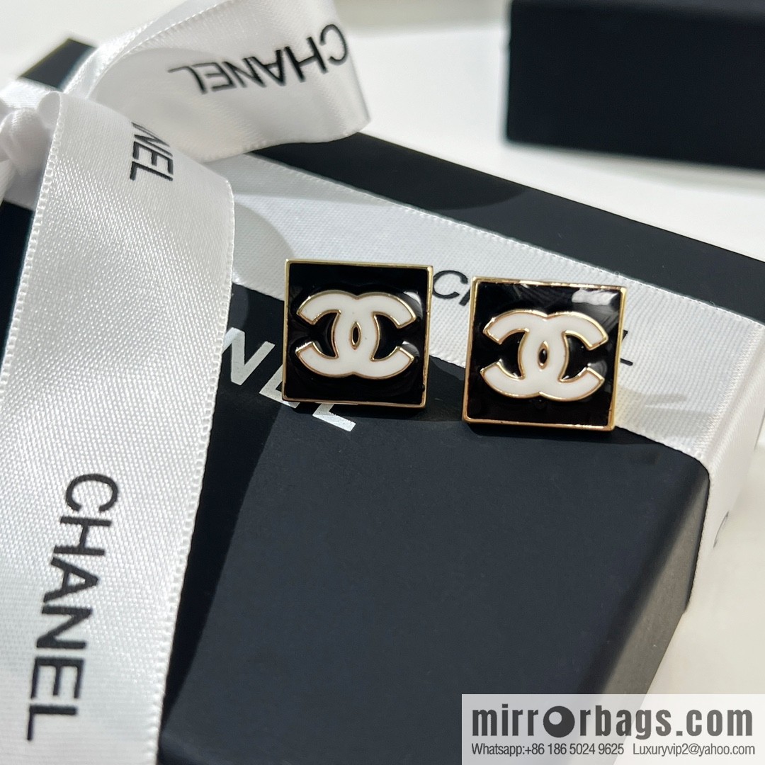 New ☑️ Chanel double c square stud earrings