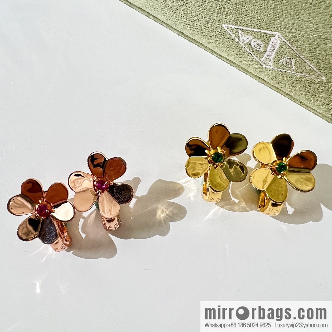 Van Cleef & Arpels Frivole Clover ☘️ necklace