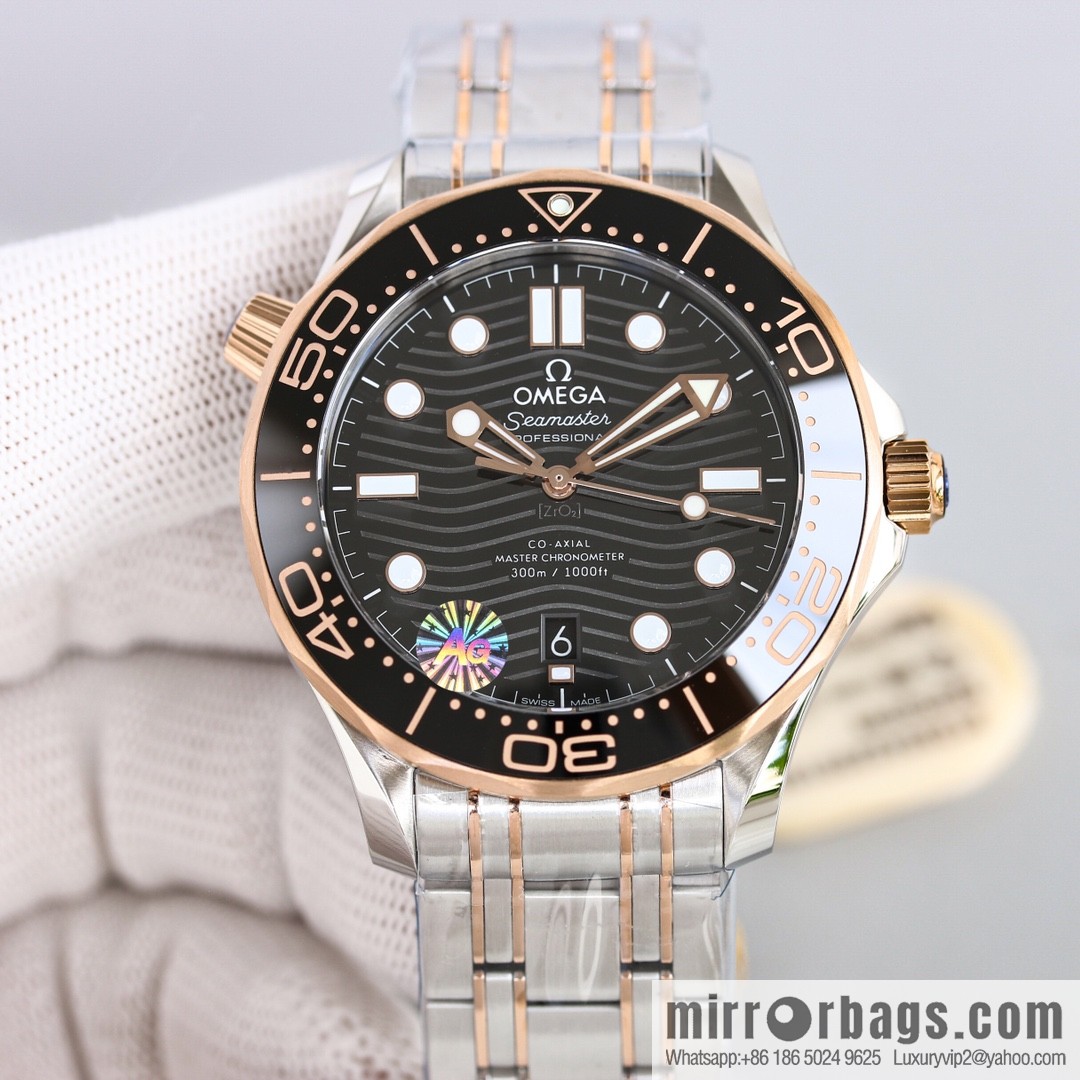 Omega 2022 new green seahorse with double T black balance wheel 8800 movement, 42mm
