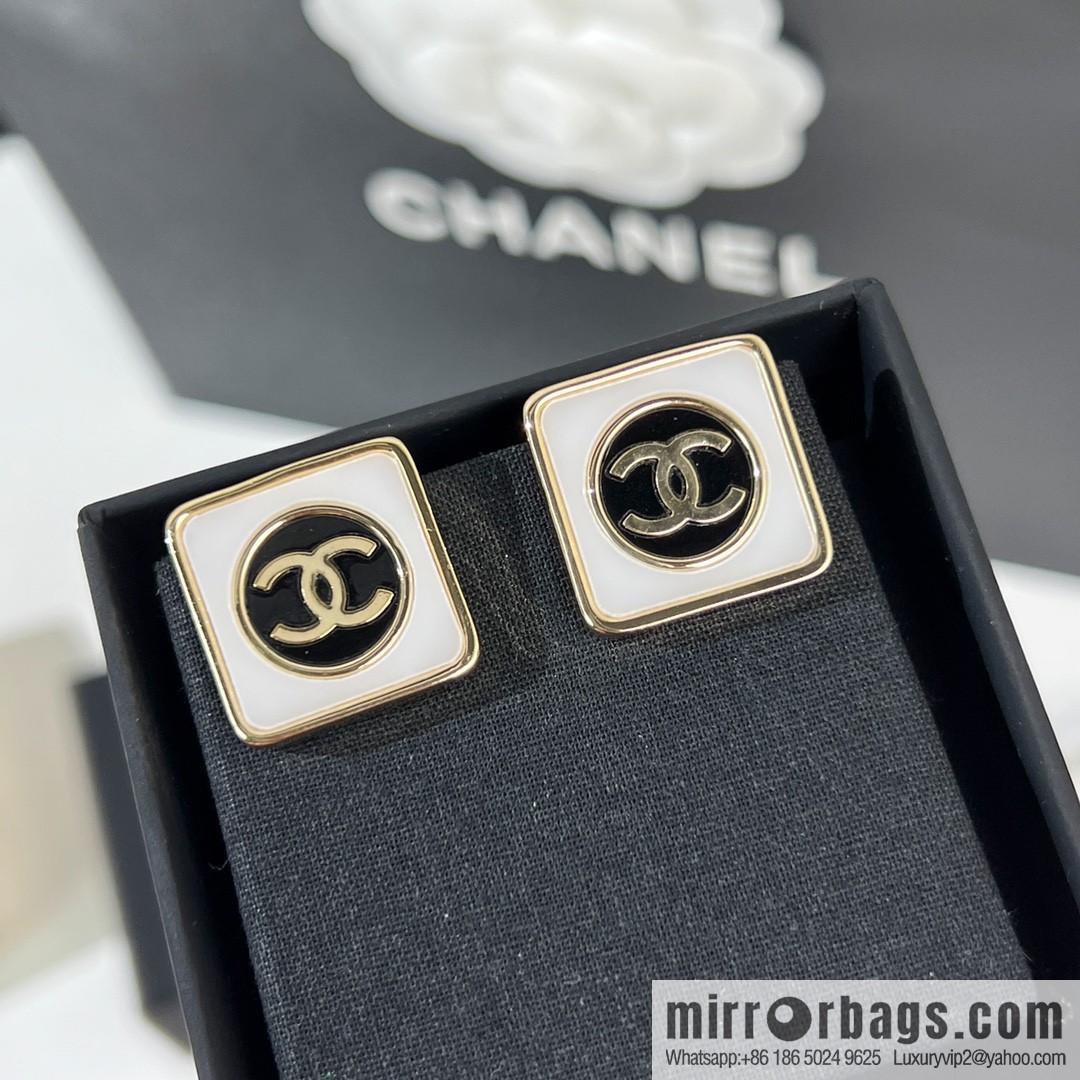 New ☑️ Chanel double c square stud earrings