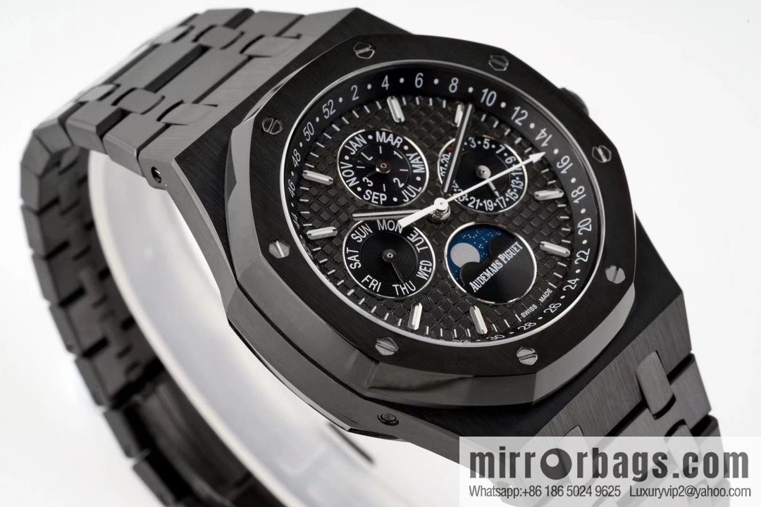 BF's new AP Audemars Piguet, Royal Oak series BF1 multi-function watch 26574, 26606 with replica of the original Cal.5134 movement watch