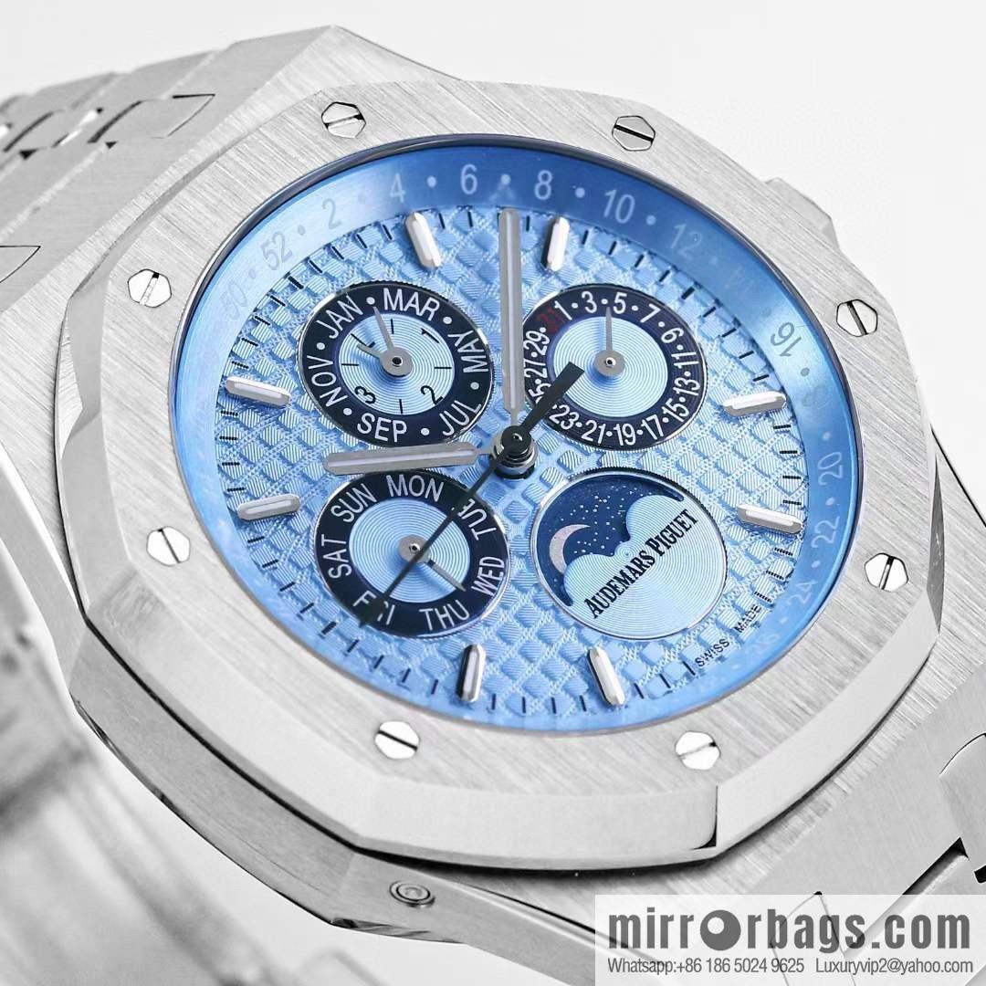 BF's new AP Audemars Piguet, Royal Oak series BF1 multi-function watch 26574, 26606 with replica of the original Cal.5134 movement watch