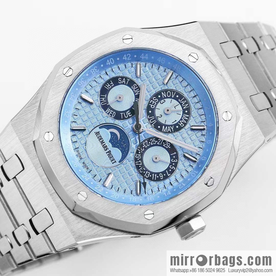 BF's new AP Audemars Piguet, Royal Oak series BF1 multi-function watch 26574, 26606 with replica of the original Cal.5134 movement watch