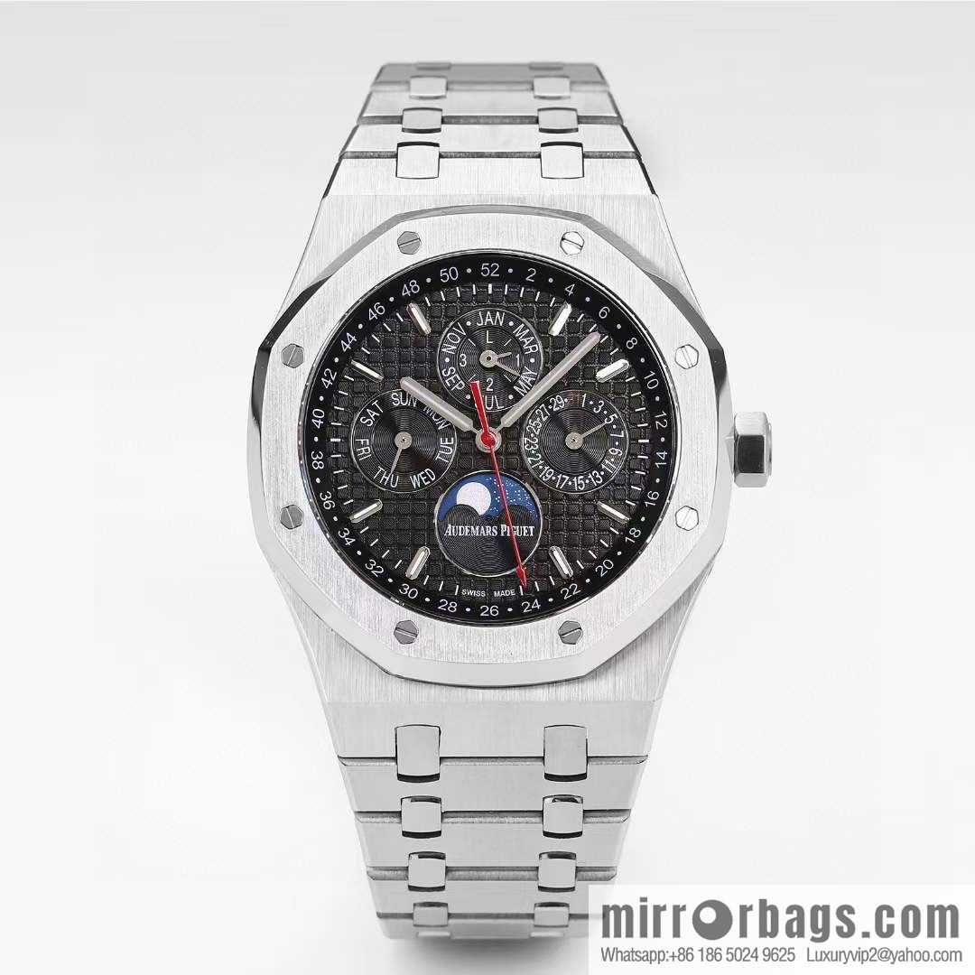 BF's new AP Audemars Piguet, Royal Oak series BF1 multi-function watch 26574, 26606 with replica of the original Cal.5134 movement watch