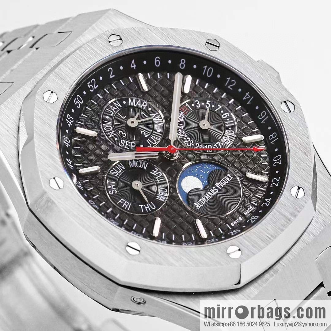BF's new AP Audemars Piguet, Royal Oak series BF1 multi-function watch 26574, 26606 with replica of the original Cal.5134 movement watch
