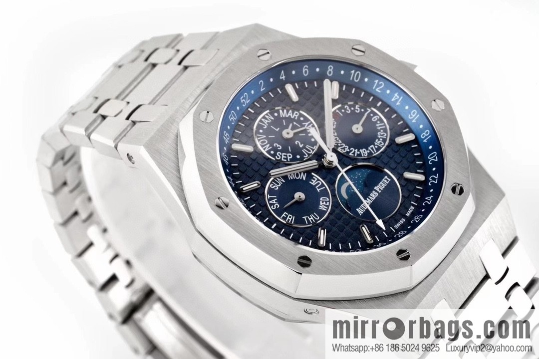 BF's new AP Audemars Piguet, Royal Oak series BF1 multi-function watch 26574, 26606 with replica of the original Cal.5134 movement watch