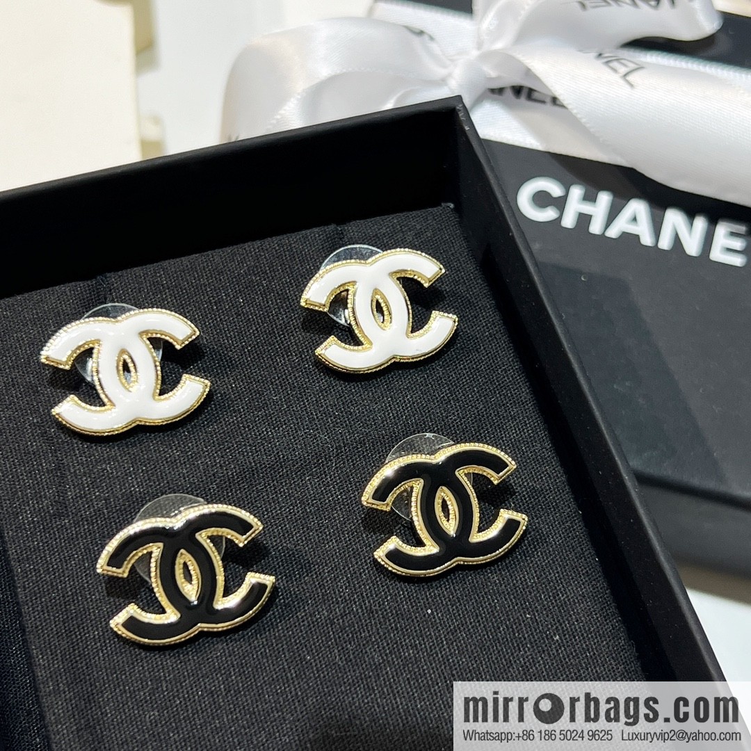 New ☑️ Chanel double c enamel oil drop black and white stud earrings