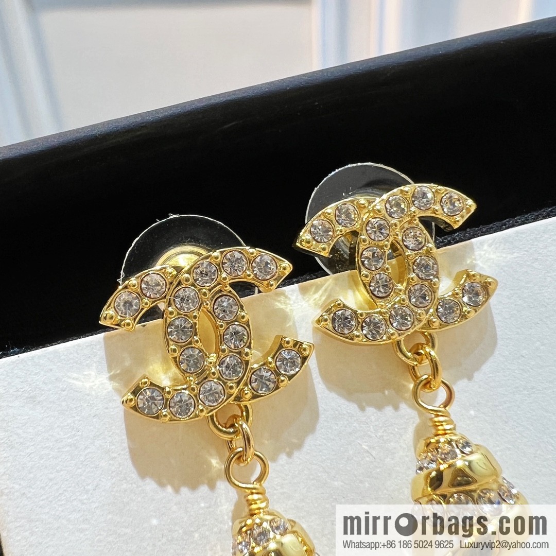 New ☑️ Chanel double c full diamond pearl stud earrings