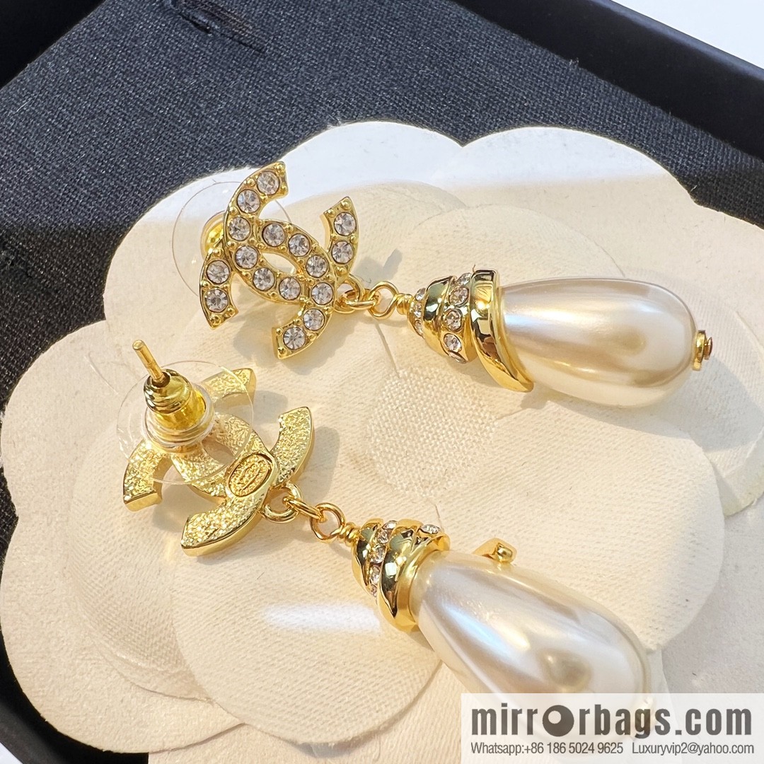 New ☑️ Chanel double c full diamond pearl stud earrings