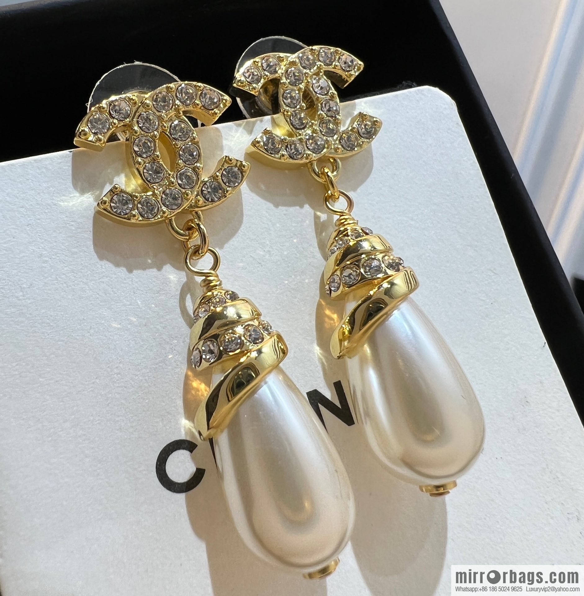 New ☑️ Chanel double c full diamond pearl stud earrings