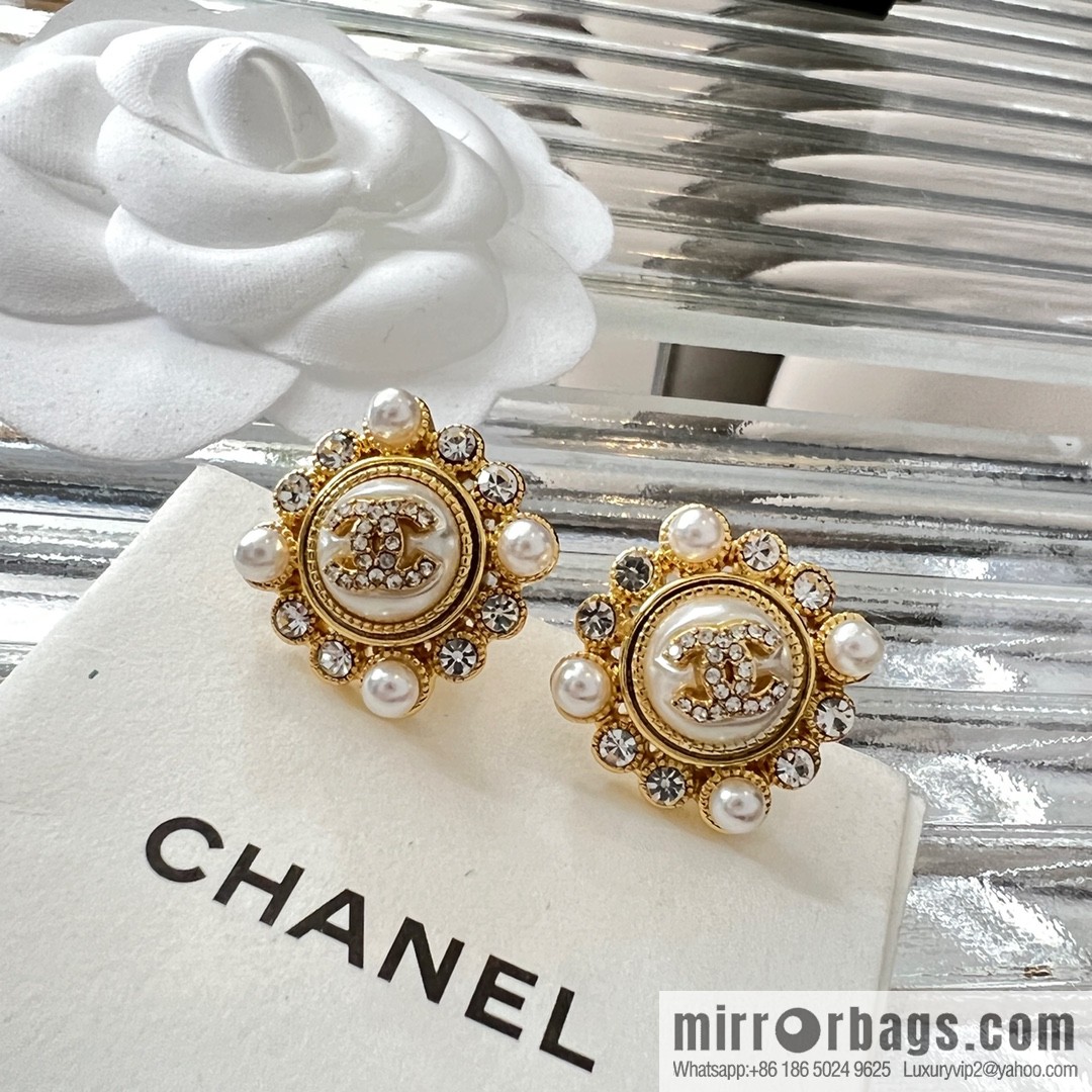 New ☑️ Chanel double c rhinestone pearl stud earrings