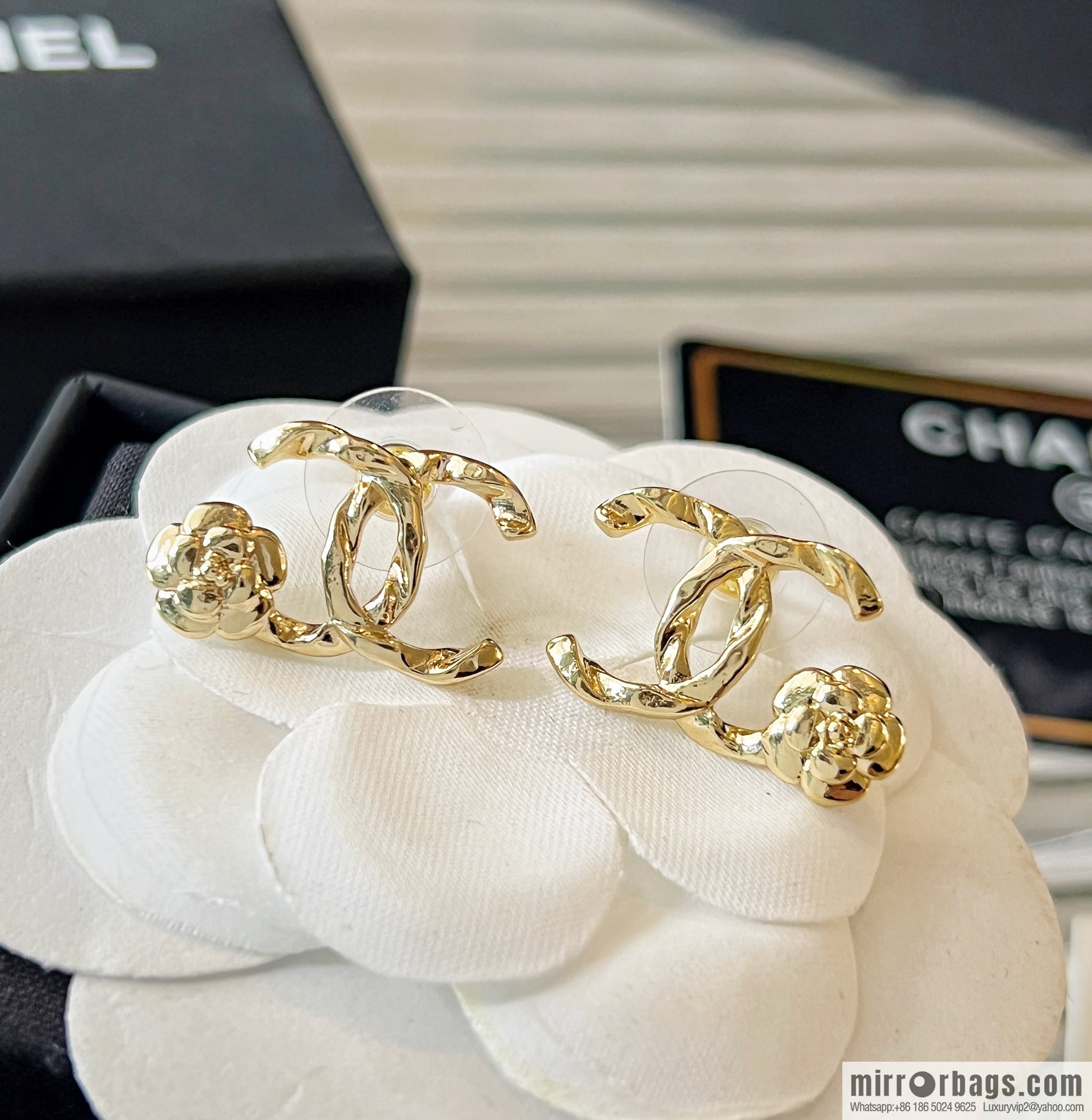 New ☑️ Chanel gold double c camellia stud earrings