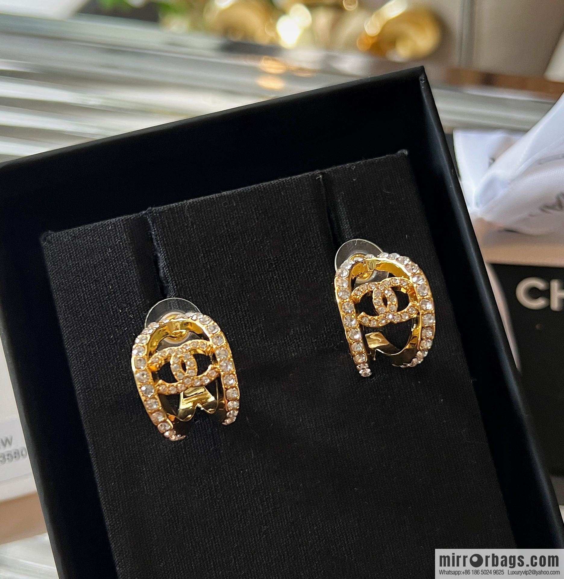 New ☑️ Chanel double c full drill cut-out semicircular stud earrings