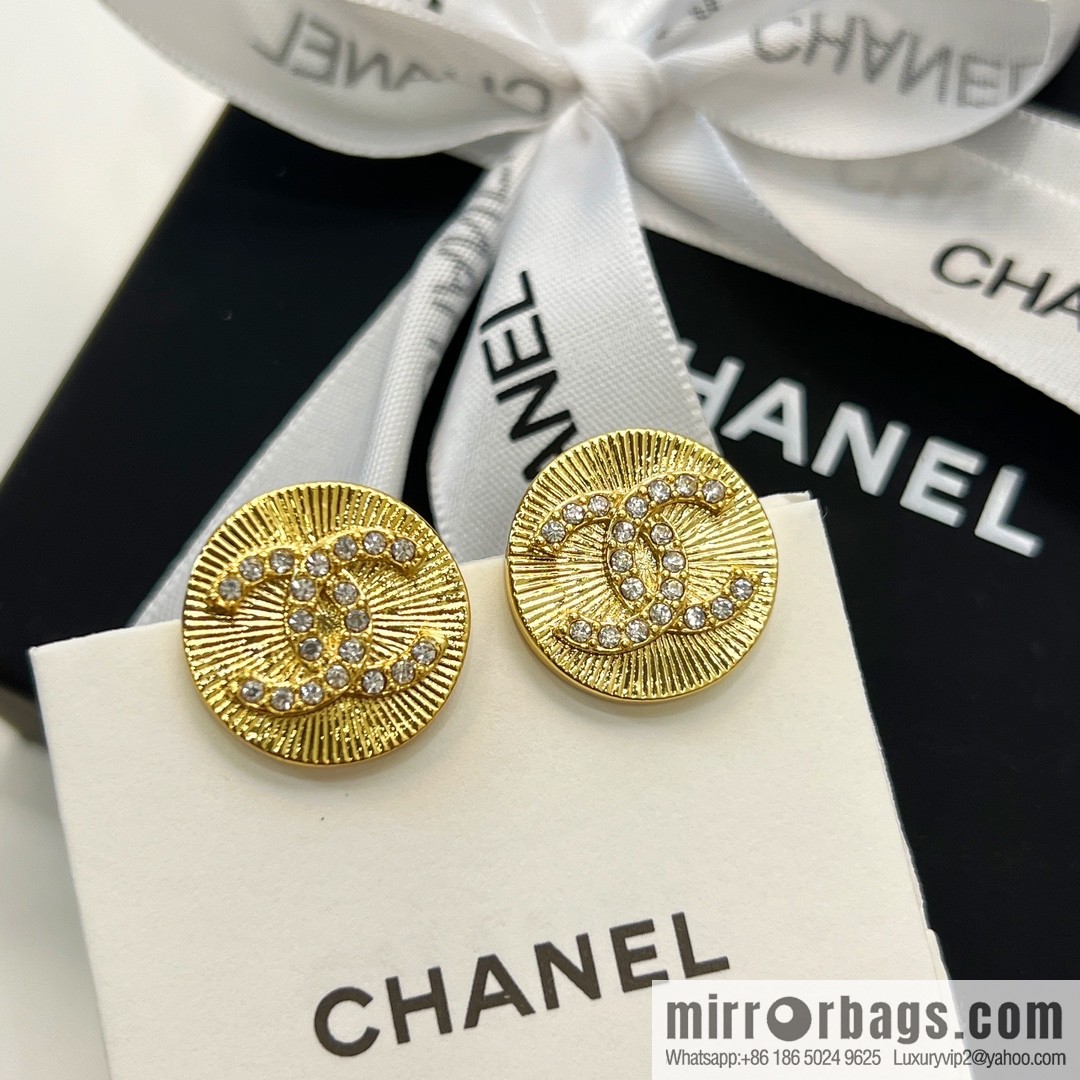 New ☑️ Chanel double c round stud earrings