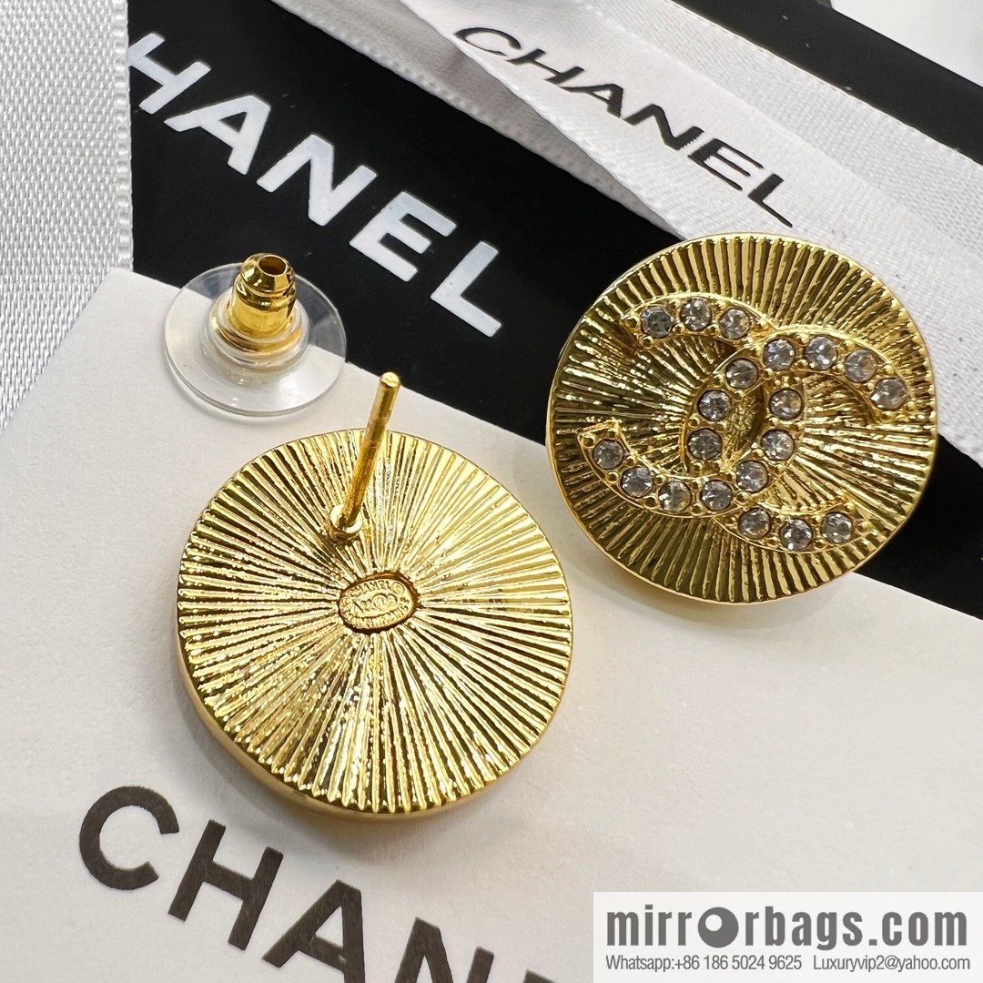 New ☑️ Chanel double c round stud earrings