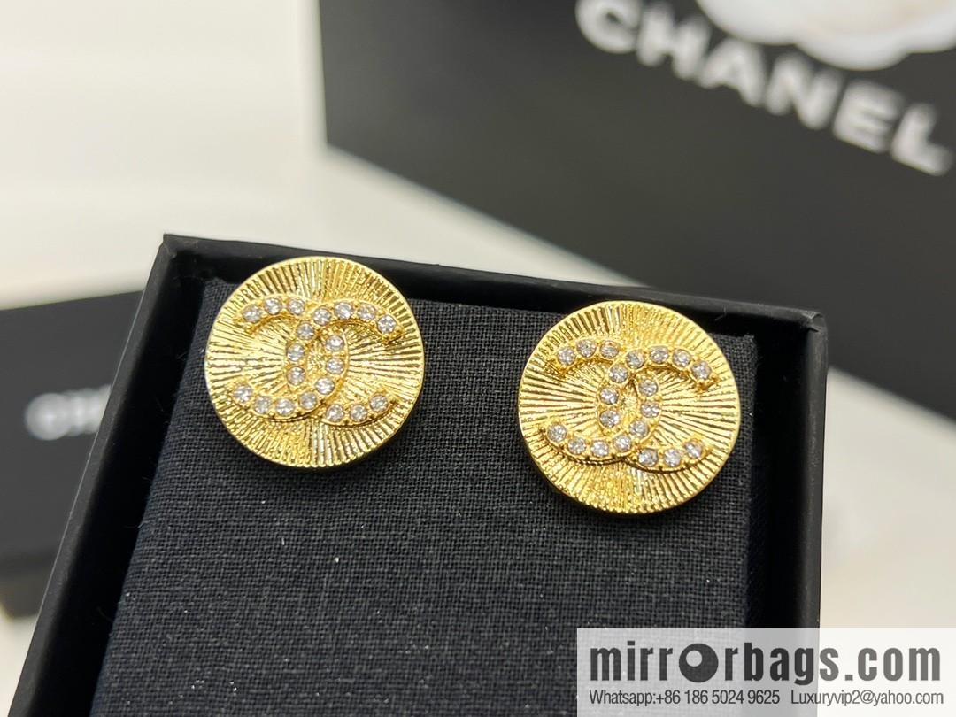 New ☑️ Chanel double c round stud earrings